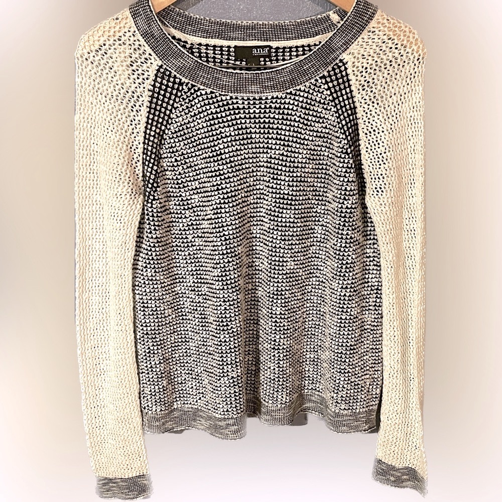 A.N.A Women's Black/Gray loose knit Sweater